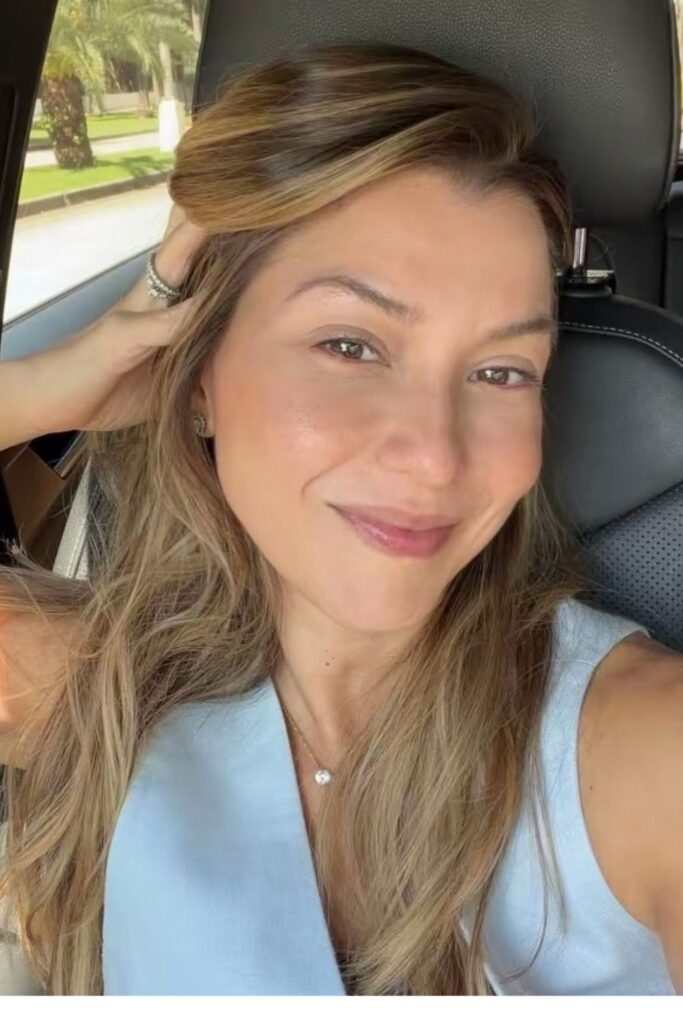 Glass skin routine after 40: five K-beauty and pharmacy skincare products